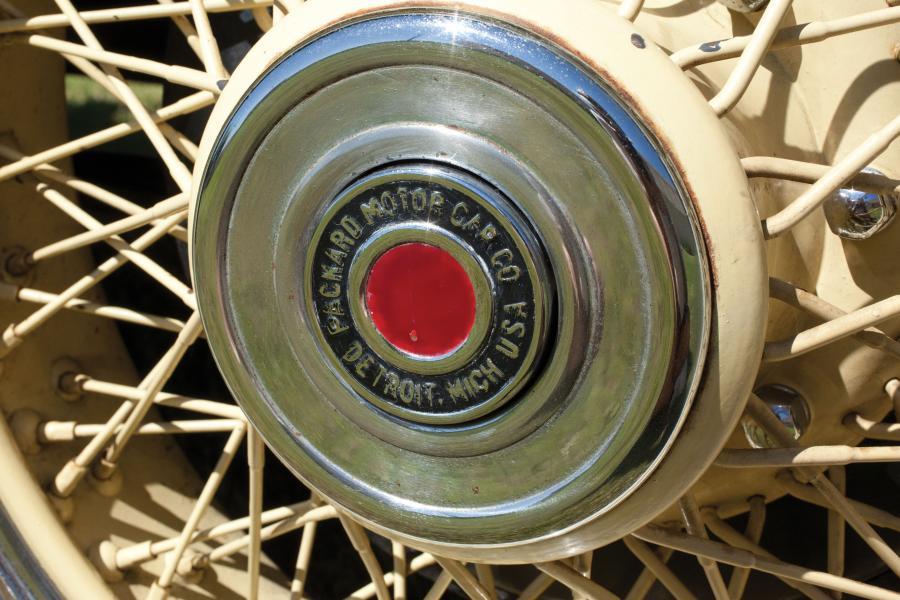  Packard Six Model 426 Phaeton 1927 года  (фото 2 из 4)